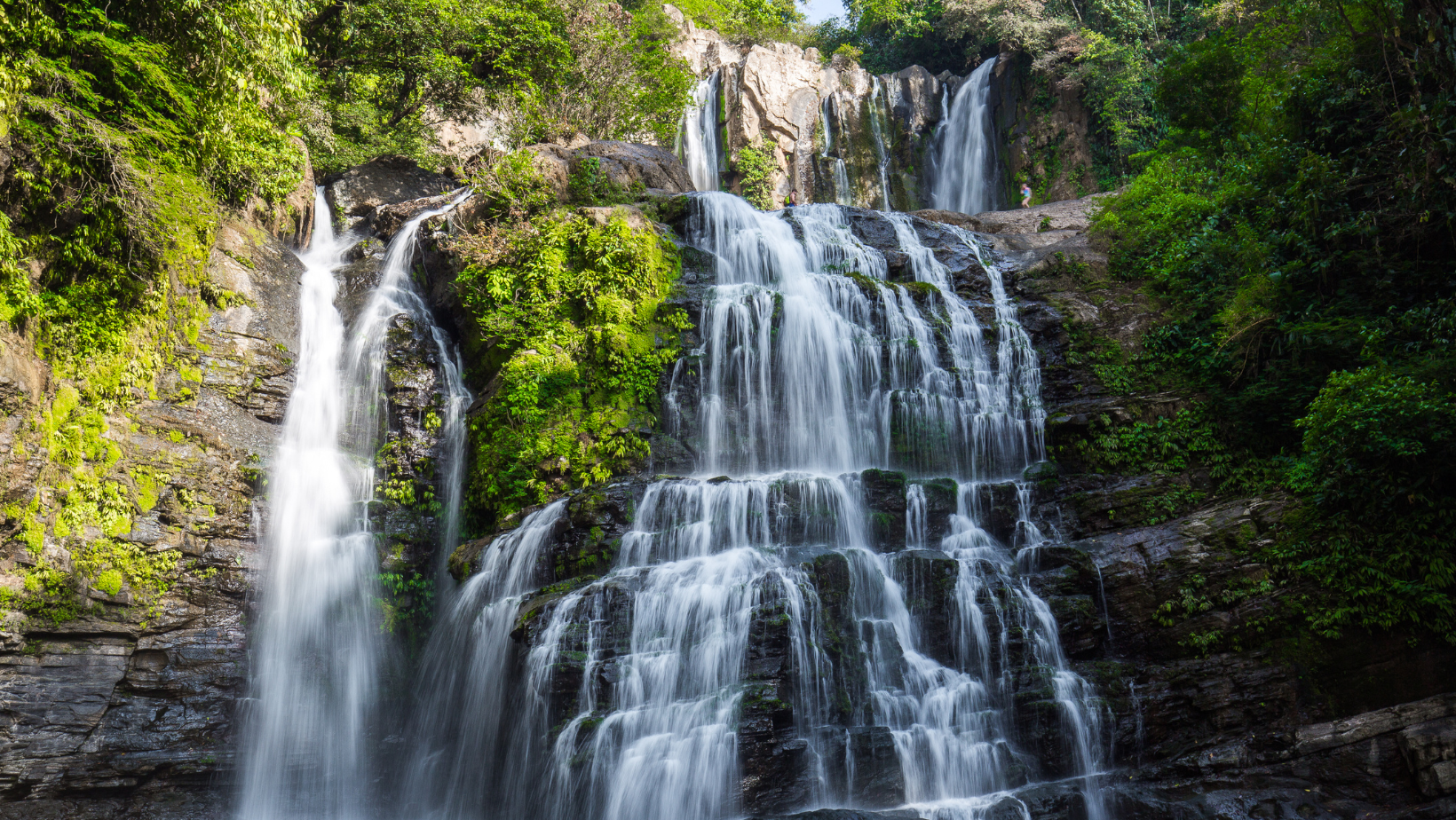 cascade d'eau au Costa Rica