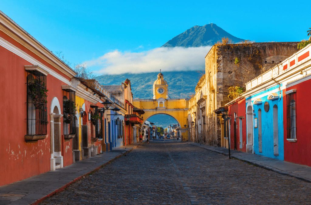 village local coloré antigua guatemala