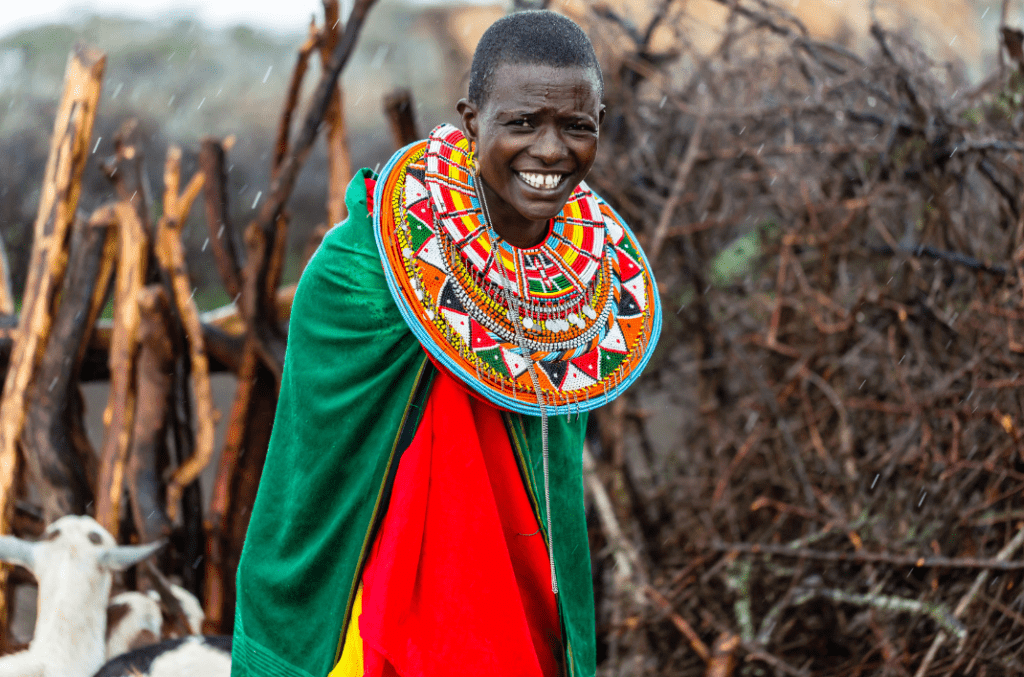 femme massai kenya